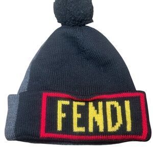 Fendi Bi Color Wool knit beanie with pompom. Like New condition.